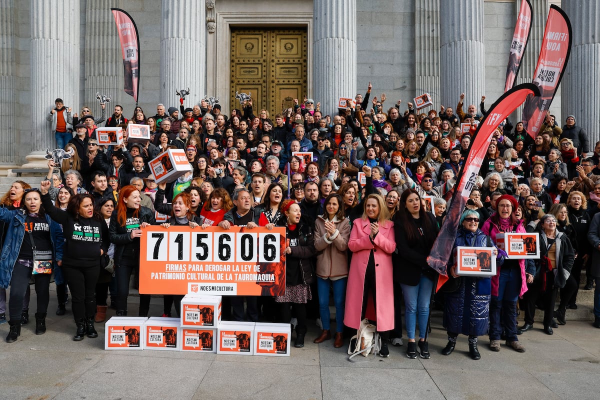 El Congreso recibe más de 700,000 firmas contra las corridas de toros como patrimonio cultural | Cultura