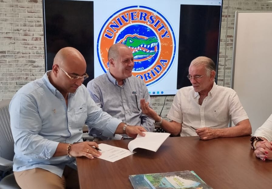CRA Memorando de comprensión con la Universidad de La Florida para el desarrollo de estrategias para la conservación y restauración del medio ambiente
