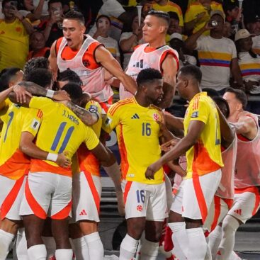 Colombia gana paraguay 2-1 para el empate