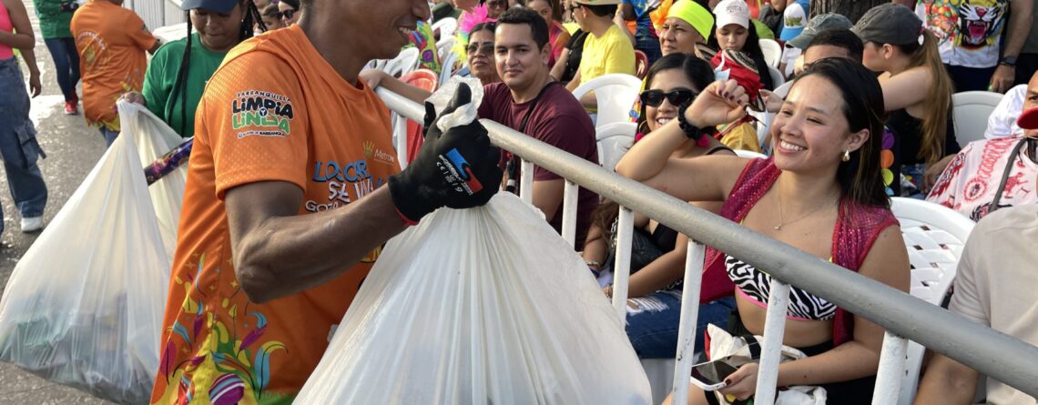 Con el comienzo del Carnaval, también se celebra el Día del Reciclador, quienes mantienen la ciudad limpia durante la fiesta: la oficina del alcalde de Barranquilla, Special, Industrial y Port District