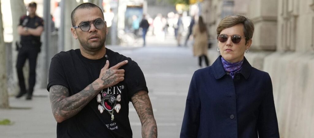 El defensor del pueblo de España dice que el caso Dani Alves todavía "no ha terminado"