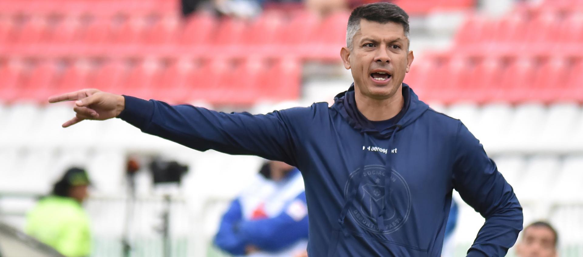Gustavo Florentín fue anunciado como el nuevo entrenador de Golden Eagles