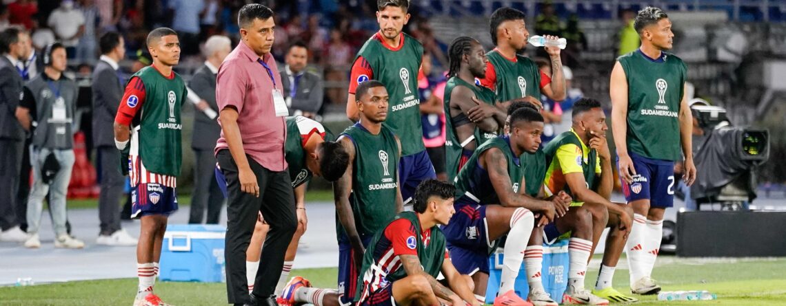 Junior y sus fracasos internacionales, un mal hábito que no tiene fin