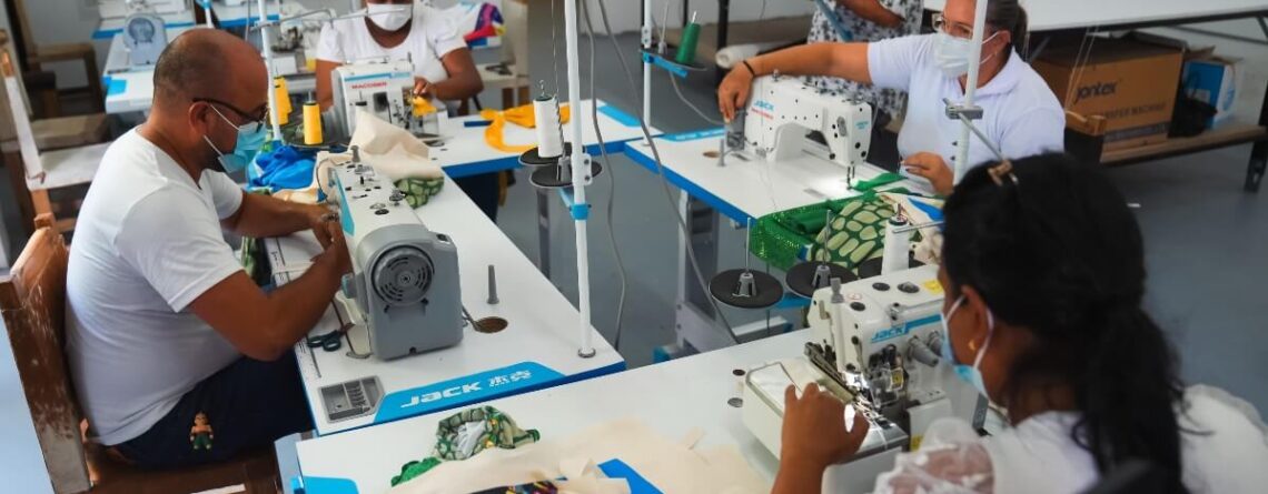 La transición energética impulsa la economía de los artistas del carnaval de Barranquilla