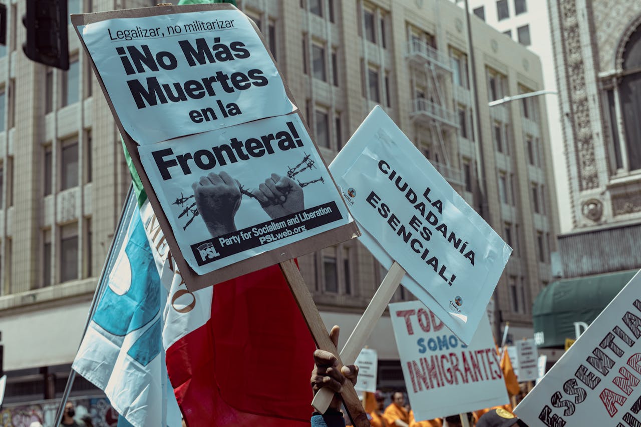 Trump quiere que los inmigrantes sean auto -suministros, lance una aplicación para ayudar con el proceso • Enter.co
