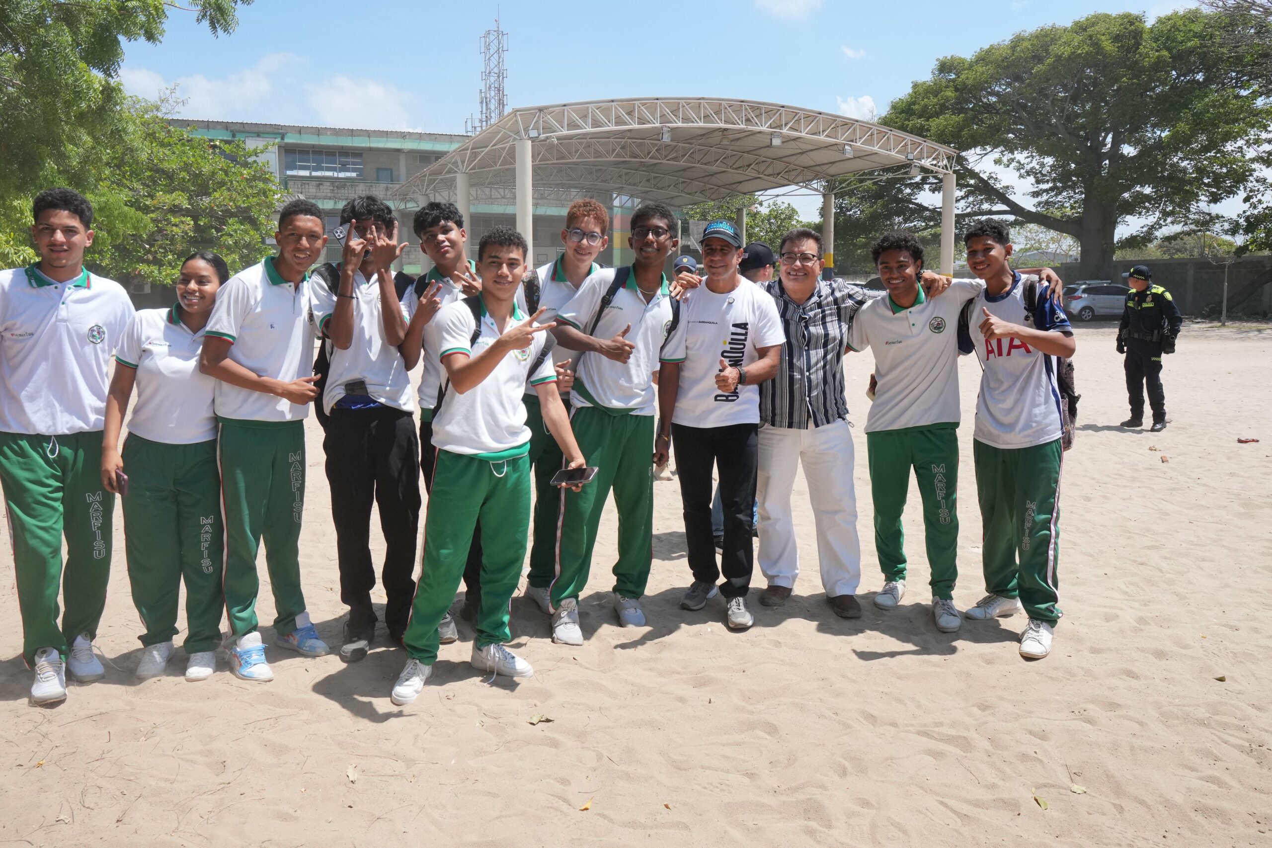 Alcalde Char inspecciona avances de pista de patinaje y polideportivo en La Magdalena – Alcaldía de Barranquilla, Distrito Especial, Industrial y Portuario