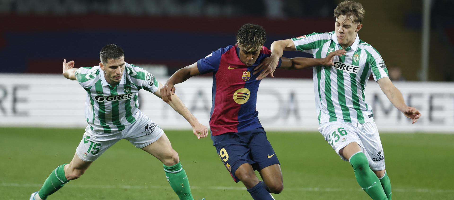 Barça se relaciona con Betis y se extiende a 4 puntos su ventaja sobre Madrid