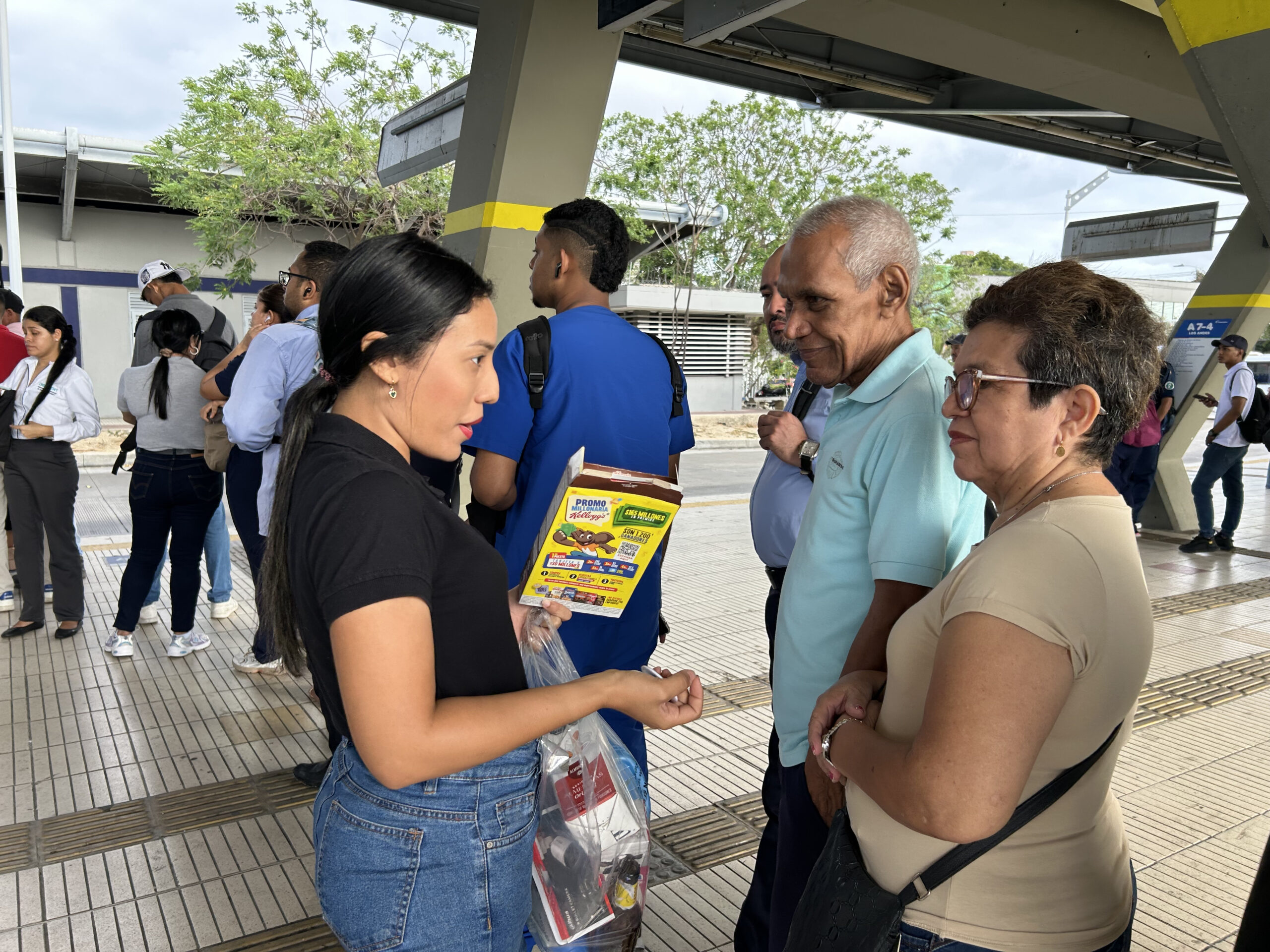 Distrito y Transmetro realizan pedagogía sobre la gestión correcta de residuos: la oficina de Barranquilla, del alcalde, especial, industrial y portuaria del distrito portuario
