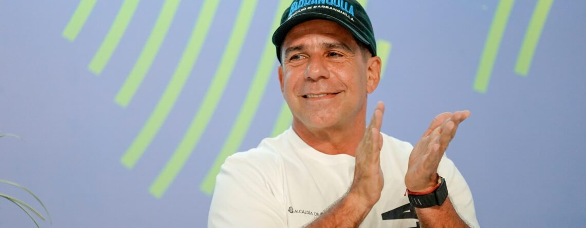 El alcalde Char anuncia la instalación de 20 mil sillas nuevas en el metropolitano