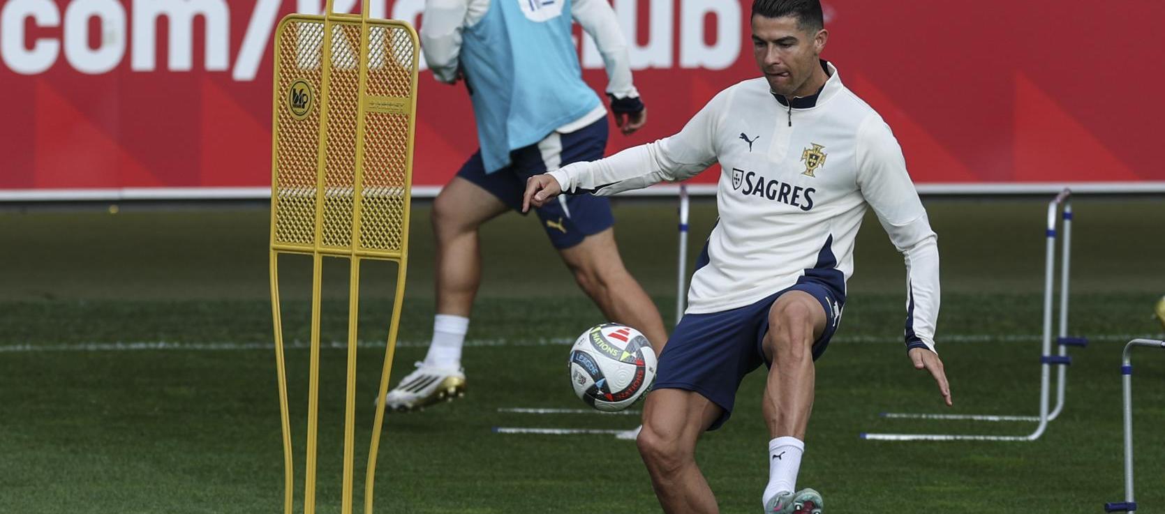 Cristiano no habla de un posible retiro y dice que "en estos momentos está disfrutando"