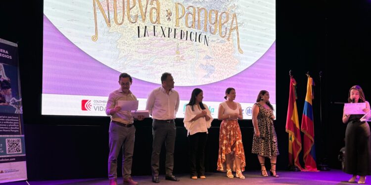 Allianz Colombia y Fasecolda llevan educación financiera y cultura del seguro a colegios de Barranquilla y el país