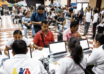 CNSC abrió inscripciones para más de 1.800 vacantes en el SENA: todo lo que debe saber