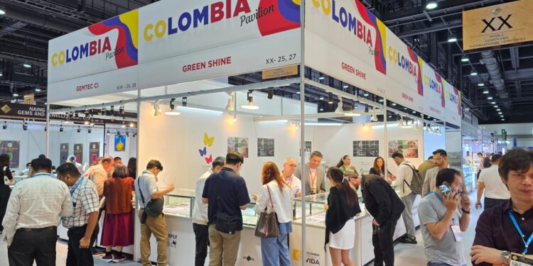 Colombia brilla en Asia: las esmeraldas regresan como protagonistas en una de las ferias más importantes del mundo