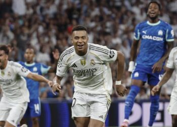 Con dos penaltis de Mbappé, Real Madrid le remontó al Olympique