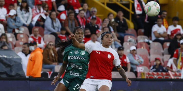 Independiente Santa Fe toma ventaja sobre Deportivo Cali en la final femenina