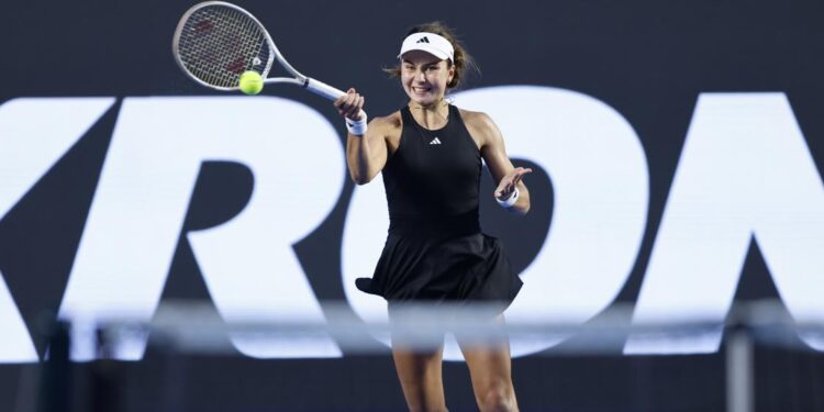 Iva Jovic vence a Emiliana Arango y gana el Abierto de Guadalajara