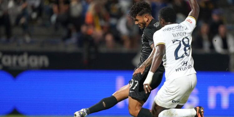 Luis Suárez prolonga su racha goleadora con el Sporting de Lisboa