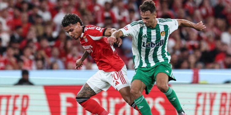 Mourinho quiere ayudar a Richard Ríos a demostrar lo buen jugador que es