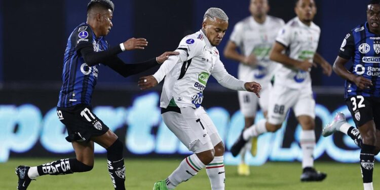 Once Caldas, busca su paso a semifinales ante Independiente del Valle