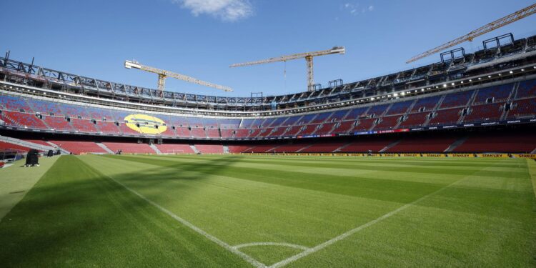 Retrasan reapertura del Camp Nou por deficiencias de seguridad