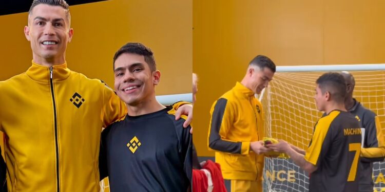 Video: así reaccionó Cristiano Ronaldo cuando un joven le entregó la camiseta de la selección Colombia tras clasificar