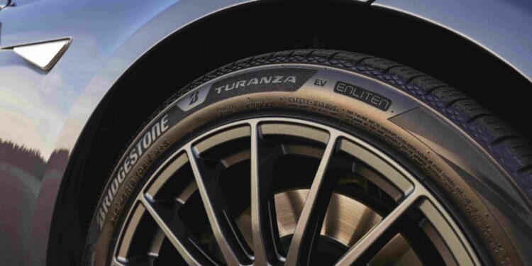 ¿Por qué los carros eléctricos necesitan llantas especiales?