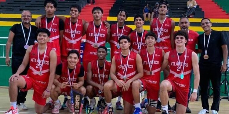 Atlántico, campeón nacional de baloncesto masculino sub–17, en Bucaramanga