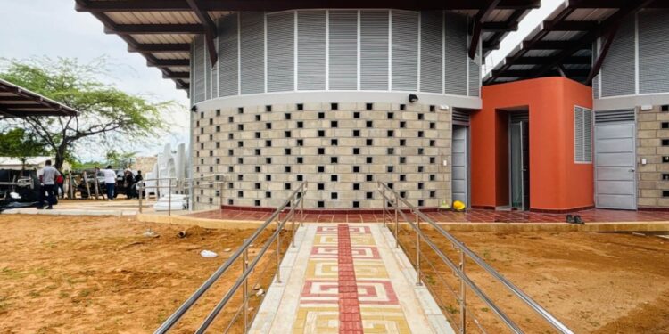 Avanza la transformación educativa y social en La Guajira: Ranchería Yawacar recibe nueva sede educativa y Unidad Comunitaria de Atención