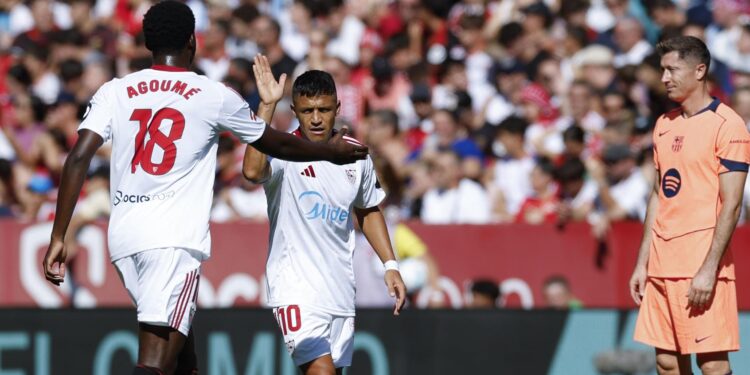 Barcelona fue goleado por Sevilla y se quedó sin liderato en España