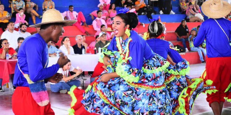 Campo de la Cruz y Soledad se llevaron el oro en danza y música en los Zonales de Arte 2025
