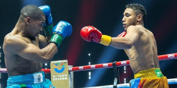 Carlos Utria avanzó a la final del Grand Prix con espectacular nocaut
