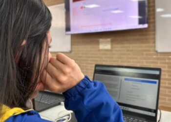 De las aulas al clic: así funciona la nueva Academia Atenea para todos los bogotanos | Tecnología