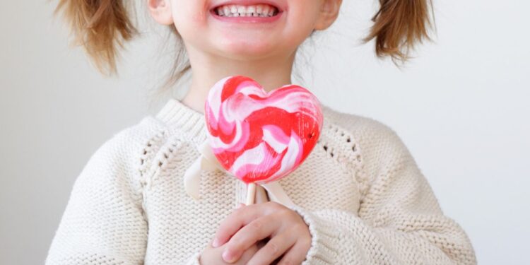 Halloween y la salud oral de los niños: ¡Cuidado con los dulces!