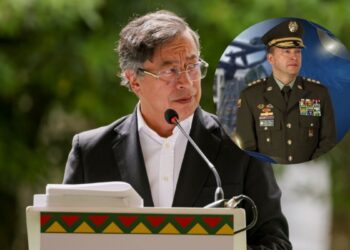 'He pedido el cambio de director de la Policía': Gustavo Petro anunció que relevará al general Carlos Triana de su cargo