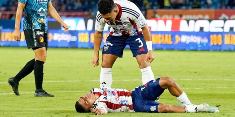 José Enamorado sufrió una contusión en un hombro y la cabeza