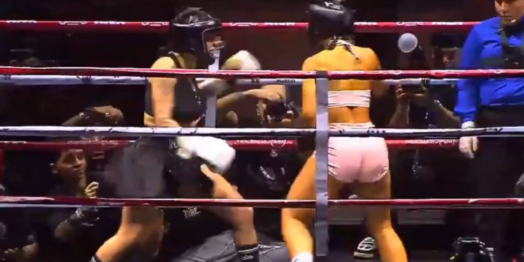 Karely Ruiz derrotó a Karina García en una pelea marcada por los golpes agresivos y la resistencia