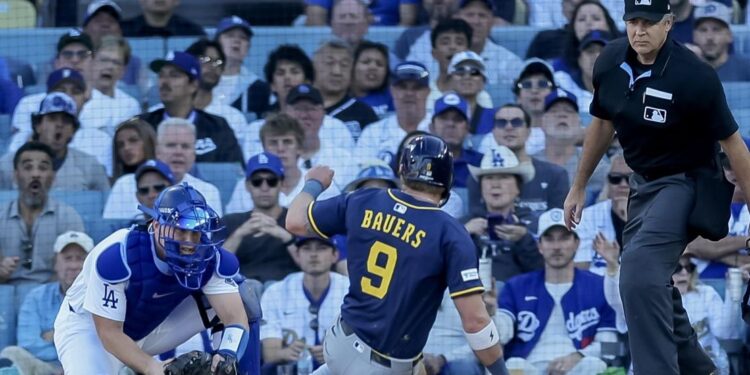 Los Dodgers, a una victoria de la Serie Mundial y Azulejos igualan a Marineros