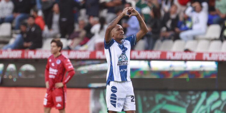 Luis Quiñones marcó el gol de la victoria de Pachuca sobre Necaxa