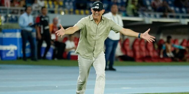 "Mañana sale el sol", el eterno y agotado discurso que hace carrera en Junior