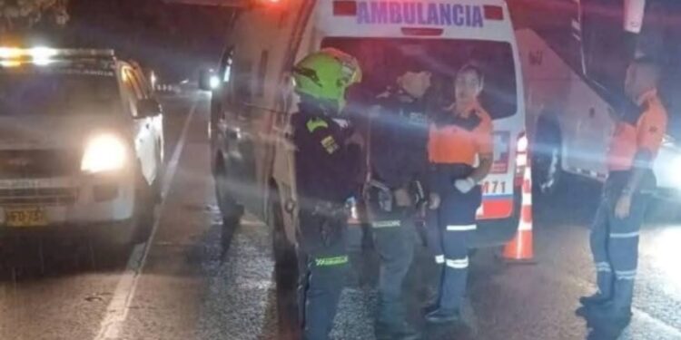 Peatón murió arrollado por un motociclista cuando intentaba cruzar la vía Oriental
