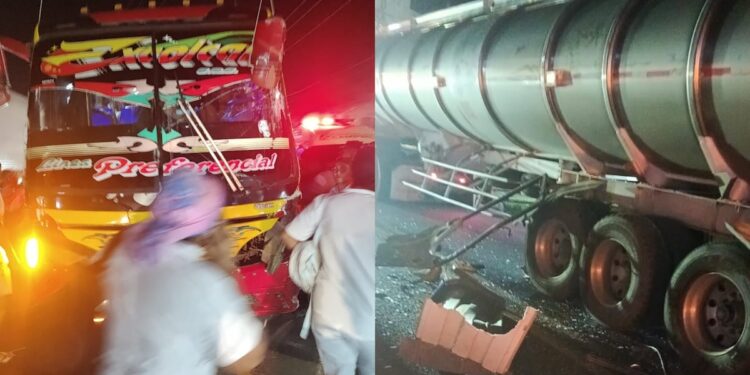 Reportan choque entre bus intermunicipal y camión cisterna en vía a Luruaco