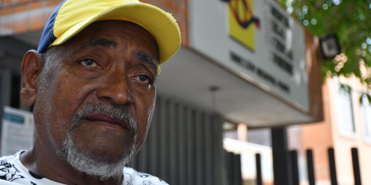 “Yo le dije que no estuviera tomando tanto ron”: hermano de Aníbal Rivera, víctima del metanol