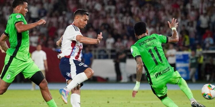 Arias sobre rivales de Junior en los cuadrangulares