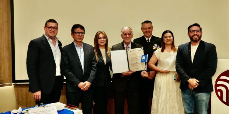 Atlántico para el mundo: Salinas del Rey, primera playa deportiva de América certificada con Bandera Azul