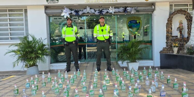 Barranquilla golpea al contrabando: 189 botellas ilegales sacadas del corredor portuario