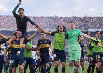 Boca Juniors se llevó todo el botín y agrandó los problemas de River Plate