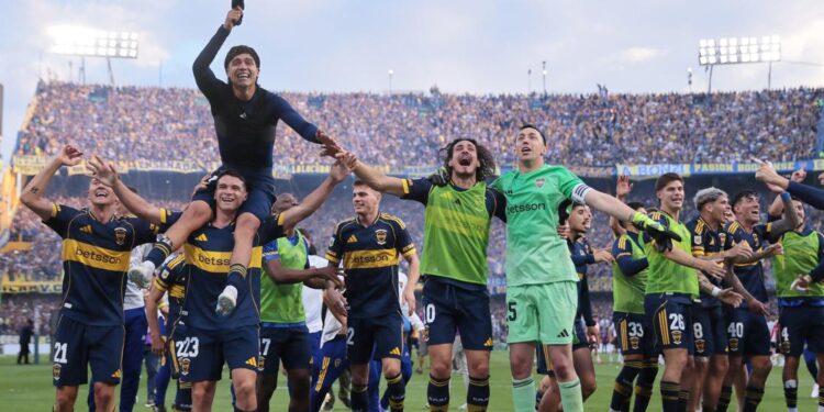 Boca Juniors se llevó todo el botín y agrandó los problemas de River Plate