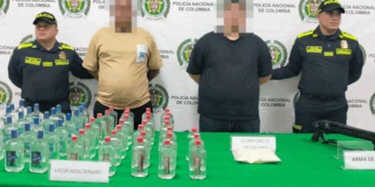 Capturan a dos hombres señalados de distribuir licor adulterado en fiestas clandestinas en Santa Marta