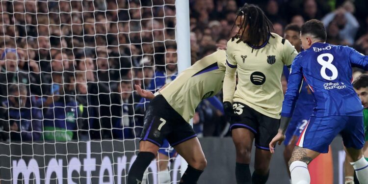 Chelsea goleó y le dio un baño de realidad al Barcelona