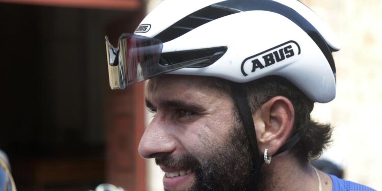 El colombiano Fernando Gaviria correrá en Caja Rural-Seguros RGA español